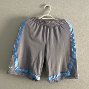 Boys Nike Basketball Shorts vintage y2k